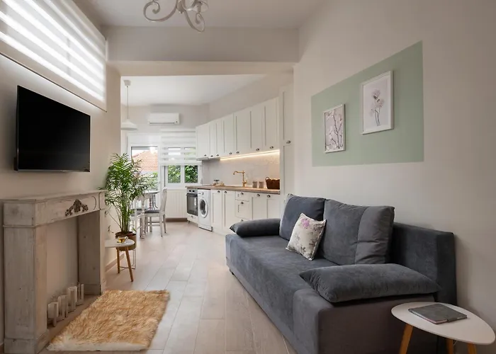 Achilleas Guest House